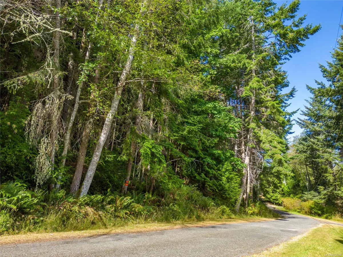 Lot A Boundary Pass Dr, Pender Island BC V0N 2M0