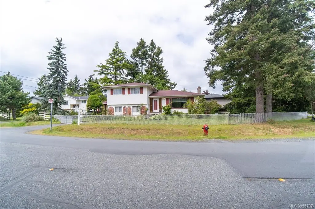 2776 Scafe Rd, Langford BC V9B 3W7
