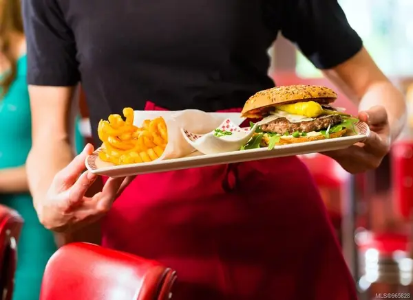 199 Fraser St, Nanaimo BC V9R 5C1