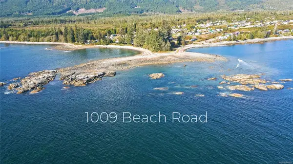 1009 Beach Rd, Ucluelet BC V0R 3A0