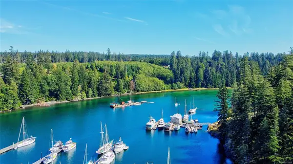 896 April Point Rd, Quadra Island BC V0P 1N0