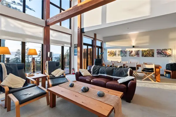 515 Marine Dr # 212, Ucluelet BC V0R 3A0 - 3 bed, 3 bath in Ucluelet