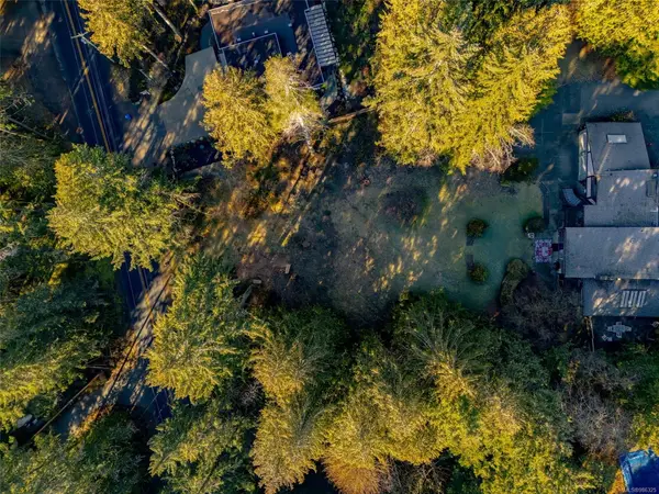 Lot B Renfrew Rd, Shawnigan Lake BC V0R 2W1