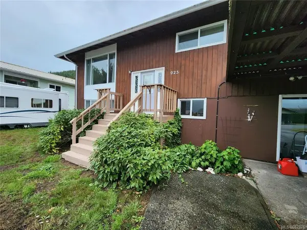 925 Haida Ave, Port Alice BC V0N 2N0 - 3 bed, 3 bath in Port Alice