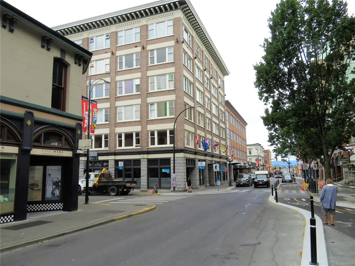 645 Fort St # 221, Victoria BC V8W 1Z9