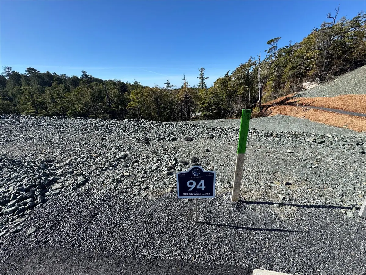 Lot 94 Sitka Pl, Ucluelet BC V0R 3A0