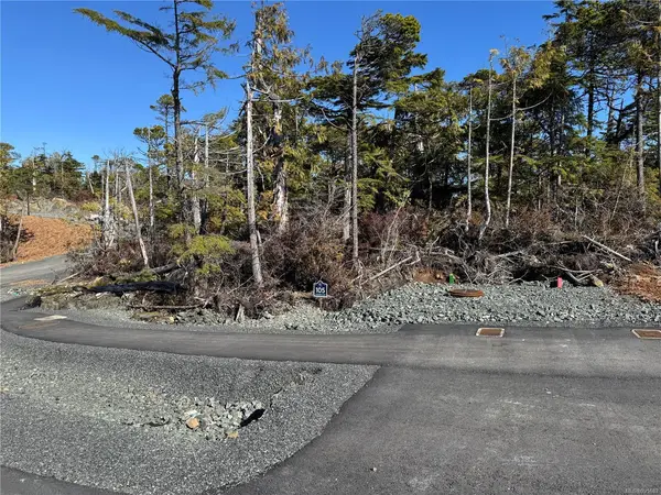 Lot 105 Sitka Pl, Ucluelet BC V0R 3A0