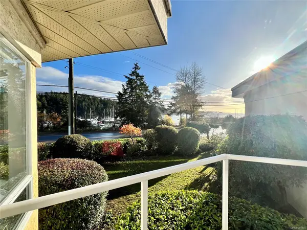 258 Lower Ganges Rd # 32, Salt Spring BC V8K 1S7 - 2 bed, 2 bath in Salt Spring