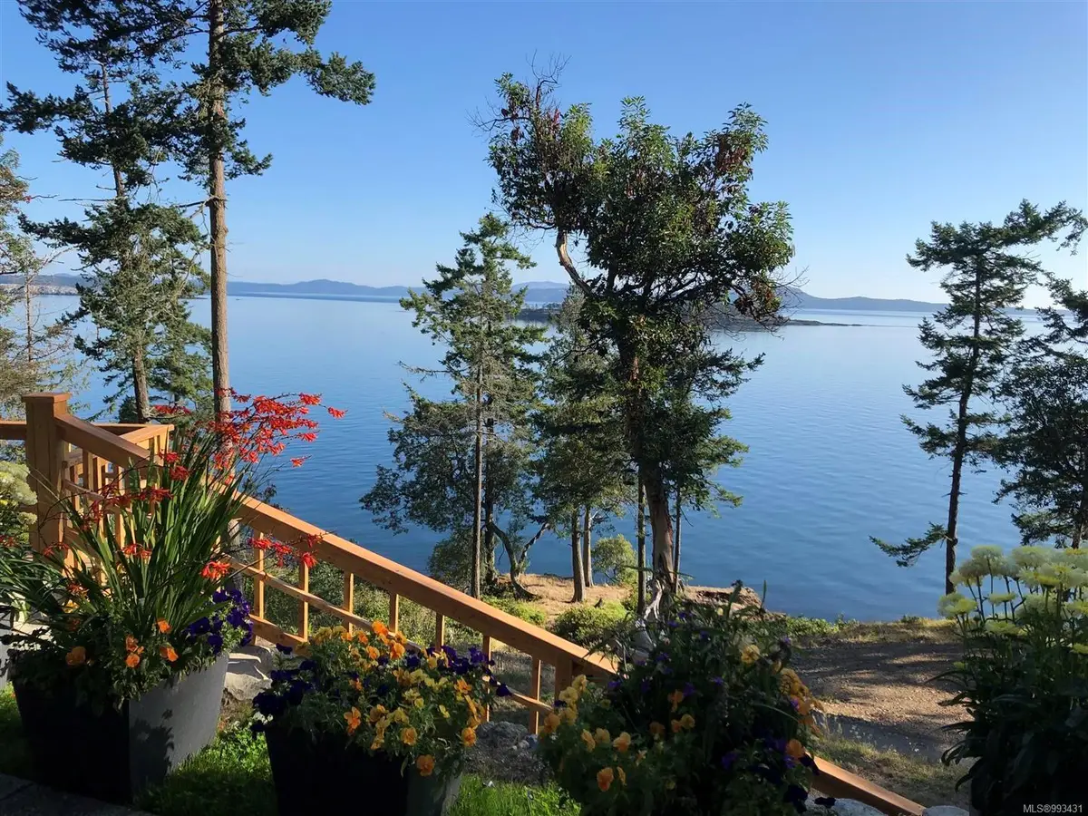 1308 Greenleaf Lane # 42, Sidney Island BC V0N 2G0