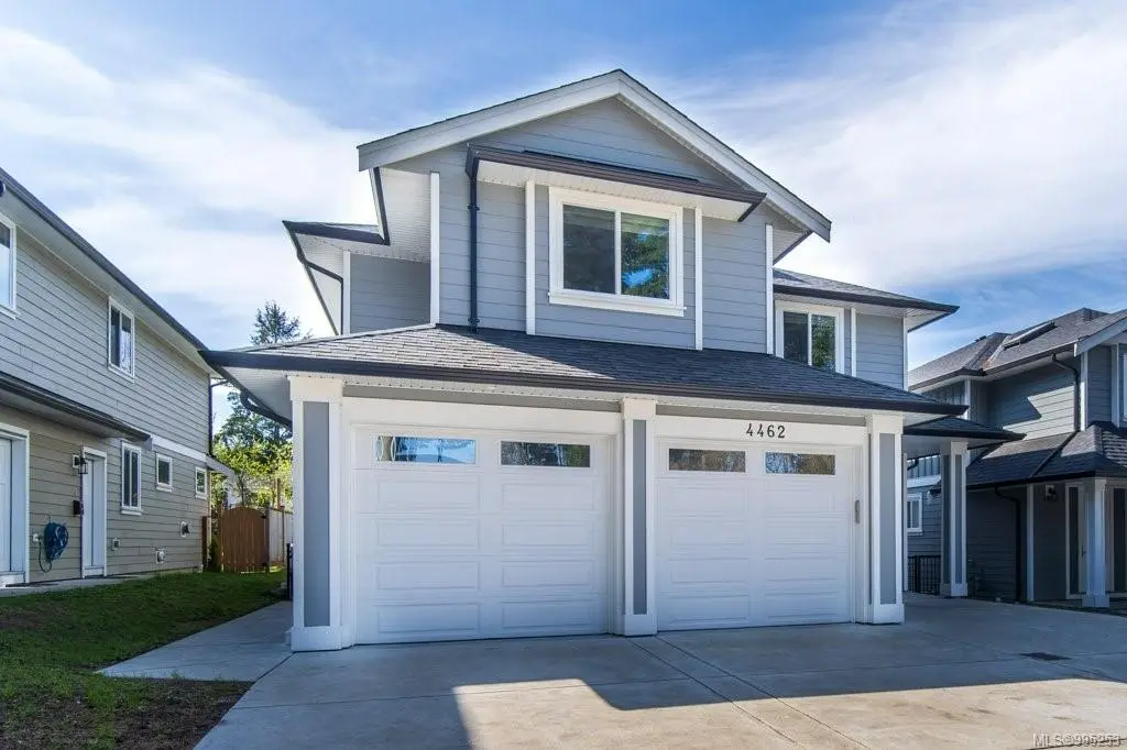 4462 Tyndall Ave, Saanich BC V8N 3S1