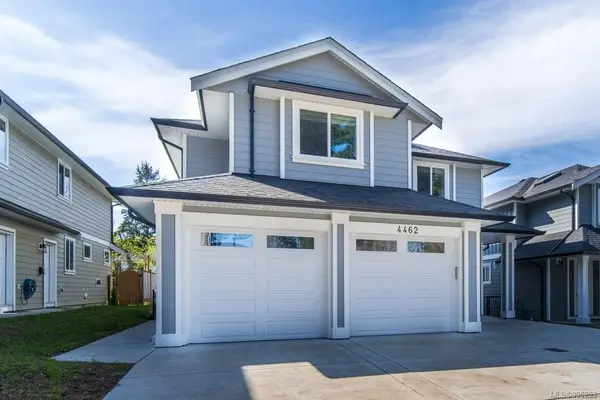 4462 Tyndall Ave, Saanich BC V8N 3S1 - 6 bed, 6 bath in Saanich