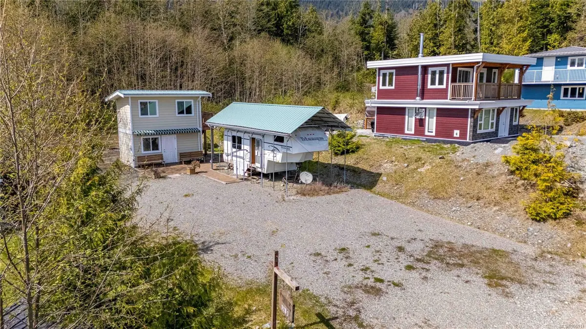 1181 Seventh Ave, Ucluelet BC V0R 3A0