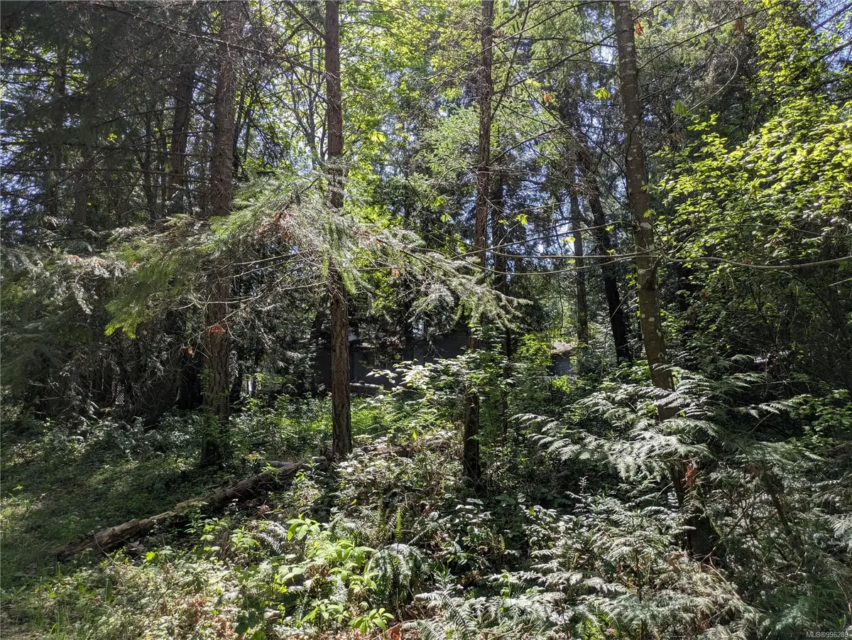 35 Captain Morgans Blvd, Protection Island BC V9R 6R1