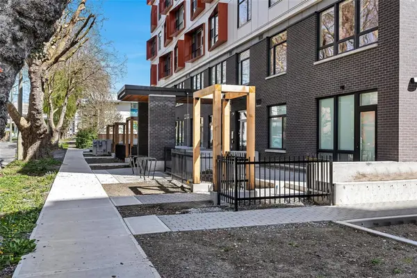 629 Speed Ave # 307, Victoria BC V8Z 1A5 - 1 bed, 1 bath in Victoria