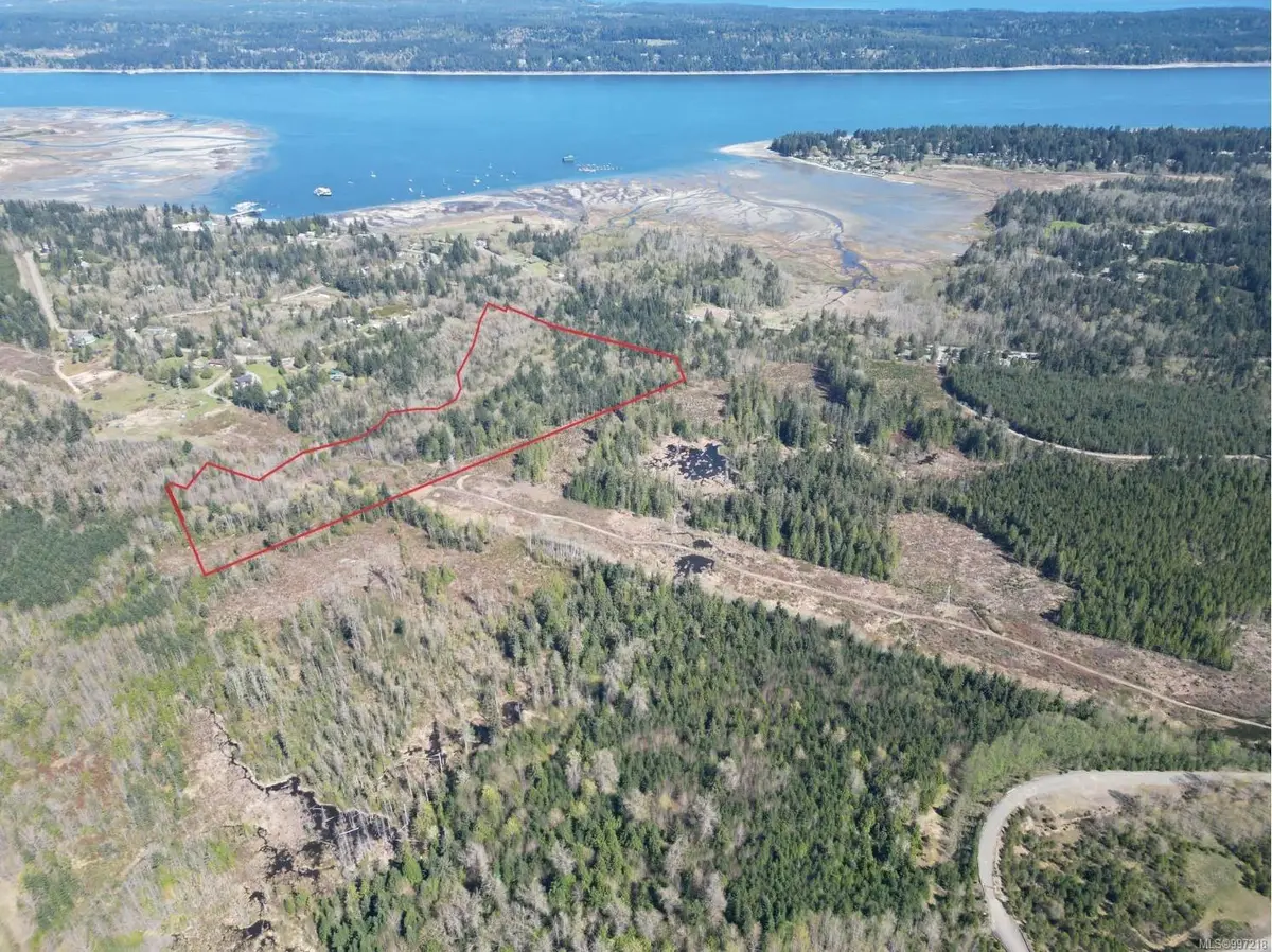 471 Leet Lane, Fanny Bay BC V0R 1W0