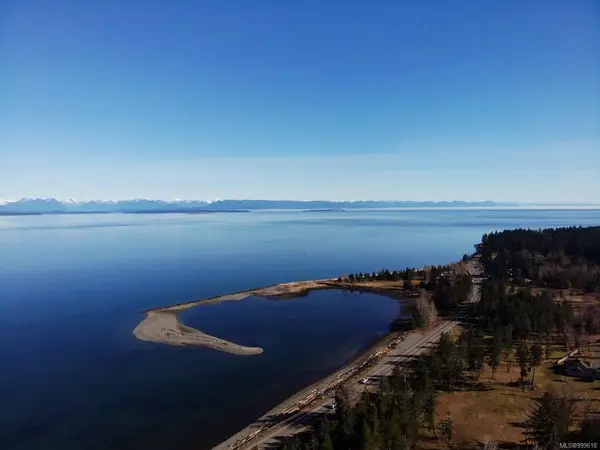 4275 South Island Hwy # 1, Campbell River BC V9H 1B7