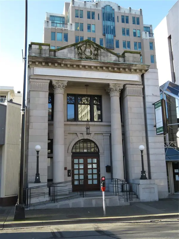 737 Fort St, Victoria BC V8W 2V1