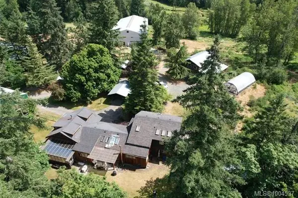 3744 Gibbins Rd, Duncan BC V9L 6E8