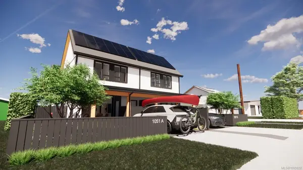 1051 4th St # A, Courtenay BC V9N 1H6 - 3 bed, 3 bath in Courtenay