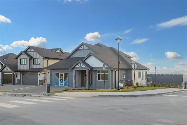 1403 Flint Ave, Langford BC V9B 5N1 - 6 bed, 5 bath in Langford