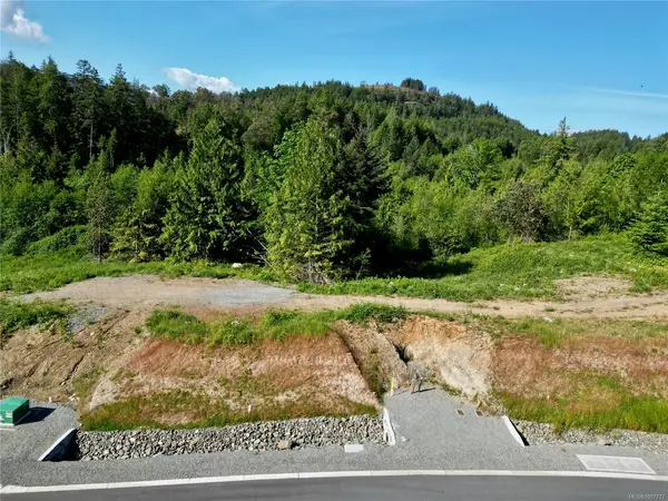 4899 Dixon Lane, Lantzville BC V0R 2H0