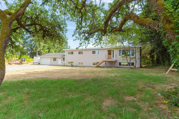 7405 Lantzville Rd, Lantzville BC V0R 2H0 - 3 bed, 2.0 bath in Lantzville