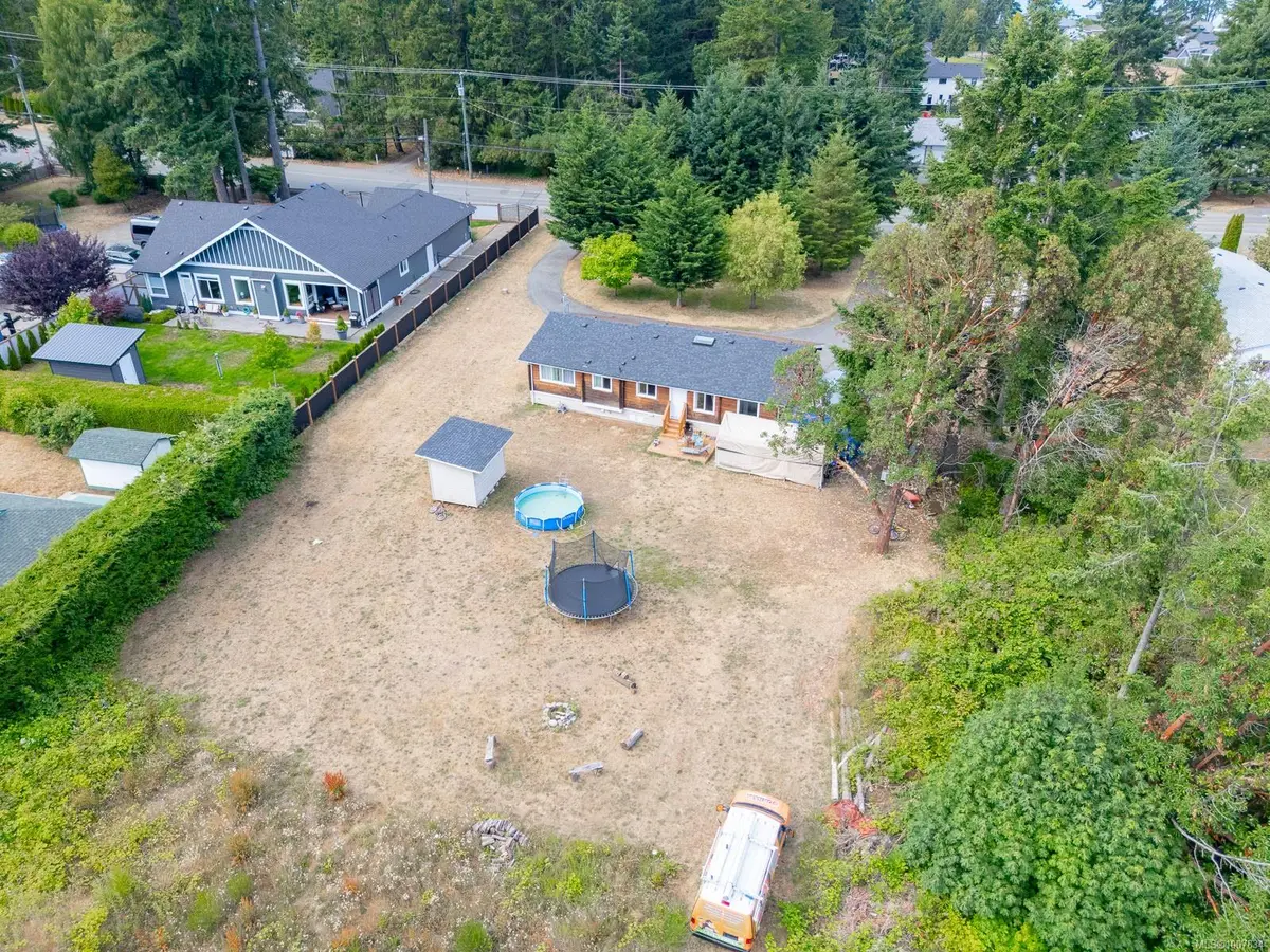 7425 Lantzville Rd, Lantzville BC V0R 2H0