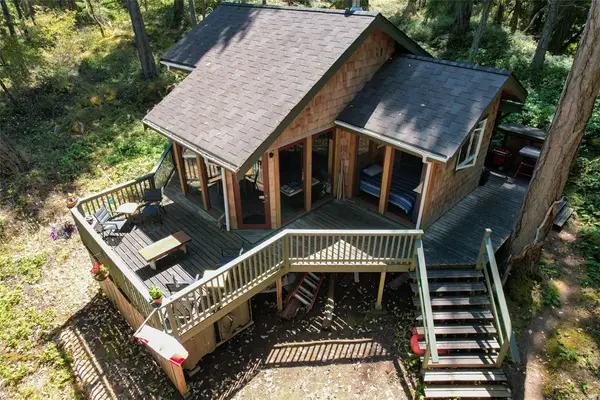Lt 1 NE Ruxton Island, Ruxton Island BC 000 000 - 2 bed, 0.0 bath in Ruxton Island