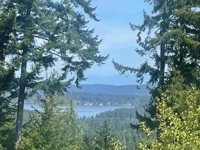 171 Northern Way, Salt Spring BC V8K 2Y1