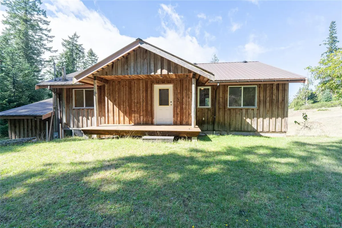 415 Campbell Bay Rd, Mayne Island BC V0N 2J0