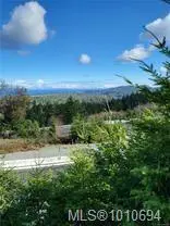 5001 Broad Ridge Pl, Lantzville BC V0R 2H0