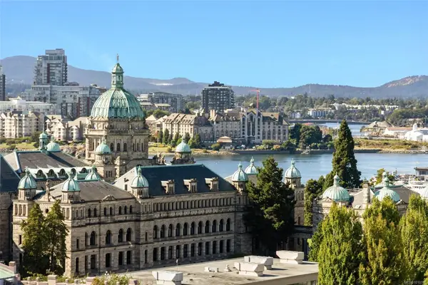 647 Michigan St # 904, Victoria BC V8V 1S9 - 1 bed, 1 bath in Victoria