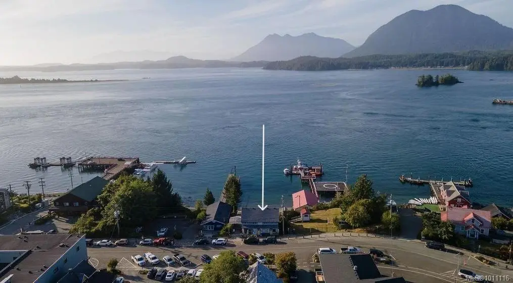 320 Main St, Tofino BC V0R 2Z0