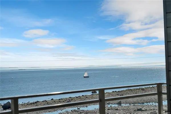 536 Island Hwy S # 402, Campbell River BC V9W 1A5 - 2 bed, 2 bath in Campbell River