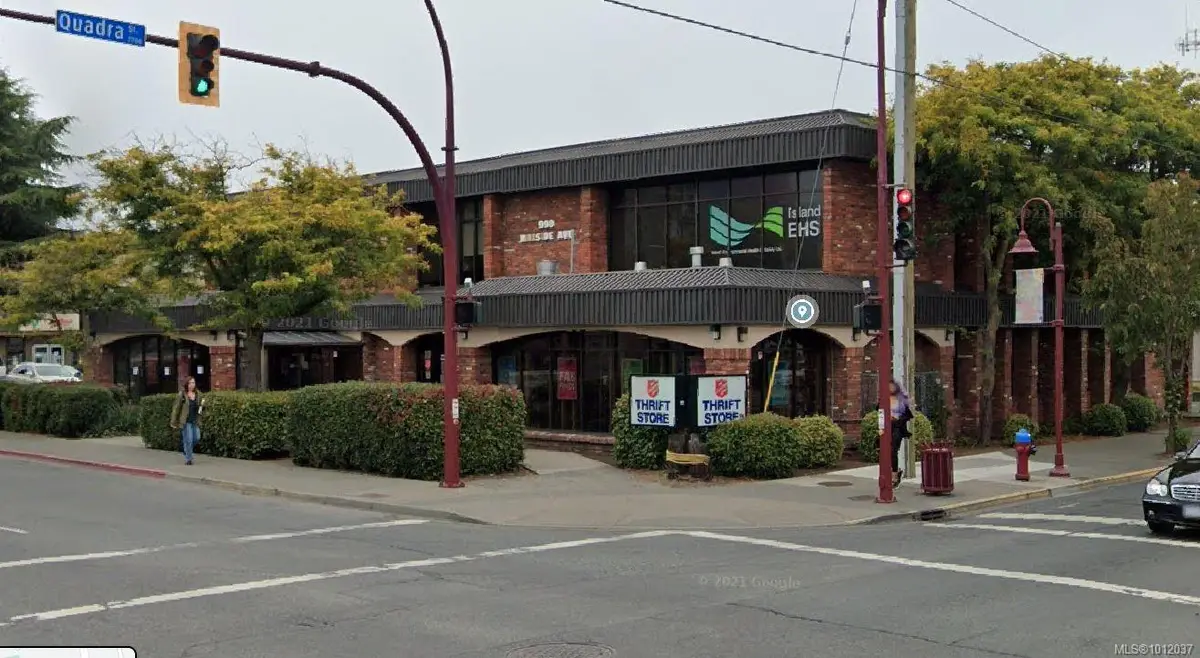 990 Hillside Ave, Victoria BC V8T 2A1