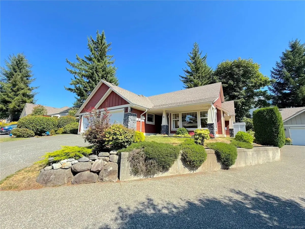 769 Merecroft Rd #6, Campbell River BC V9H 8H6