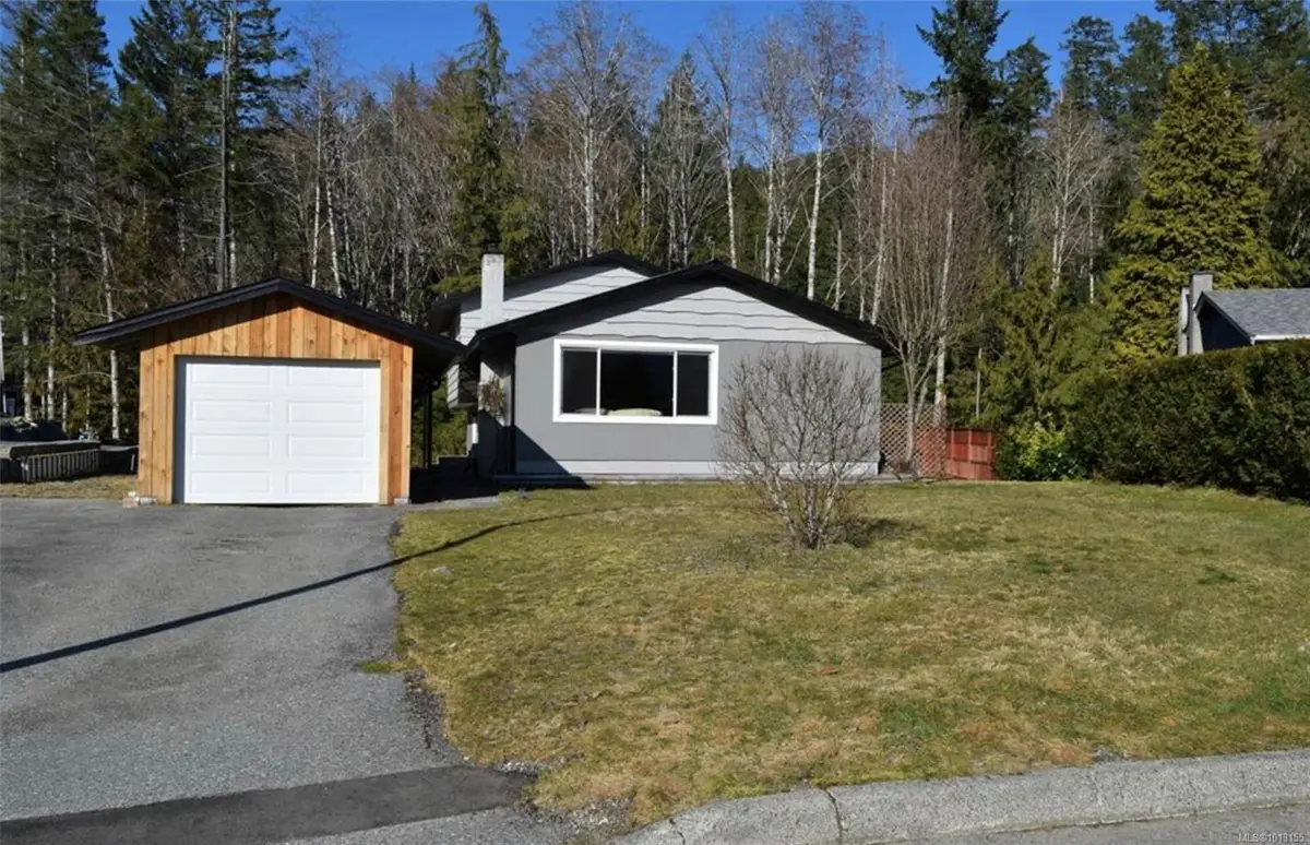 630 Dogwood Dr, Gold River BC V0P 1G0