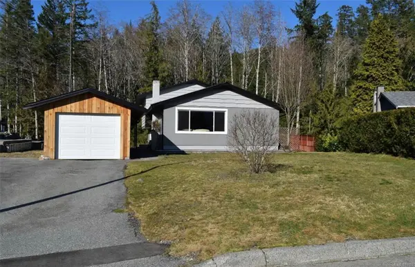 630 Dogwood Dr, Gold River BC V0P 1G0 - 4 bed, 2 bath in Gold River