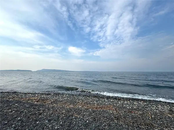 LT 1 Henson Rd, Bowser BC V0R 1G0