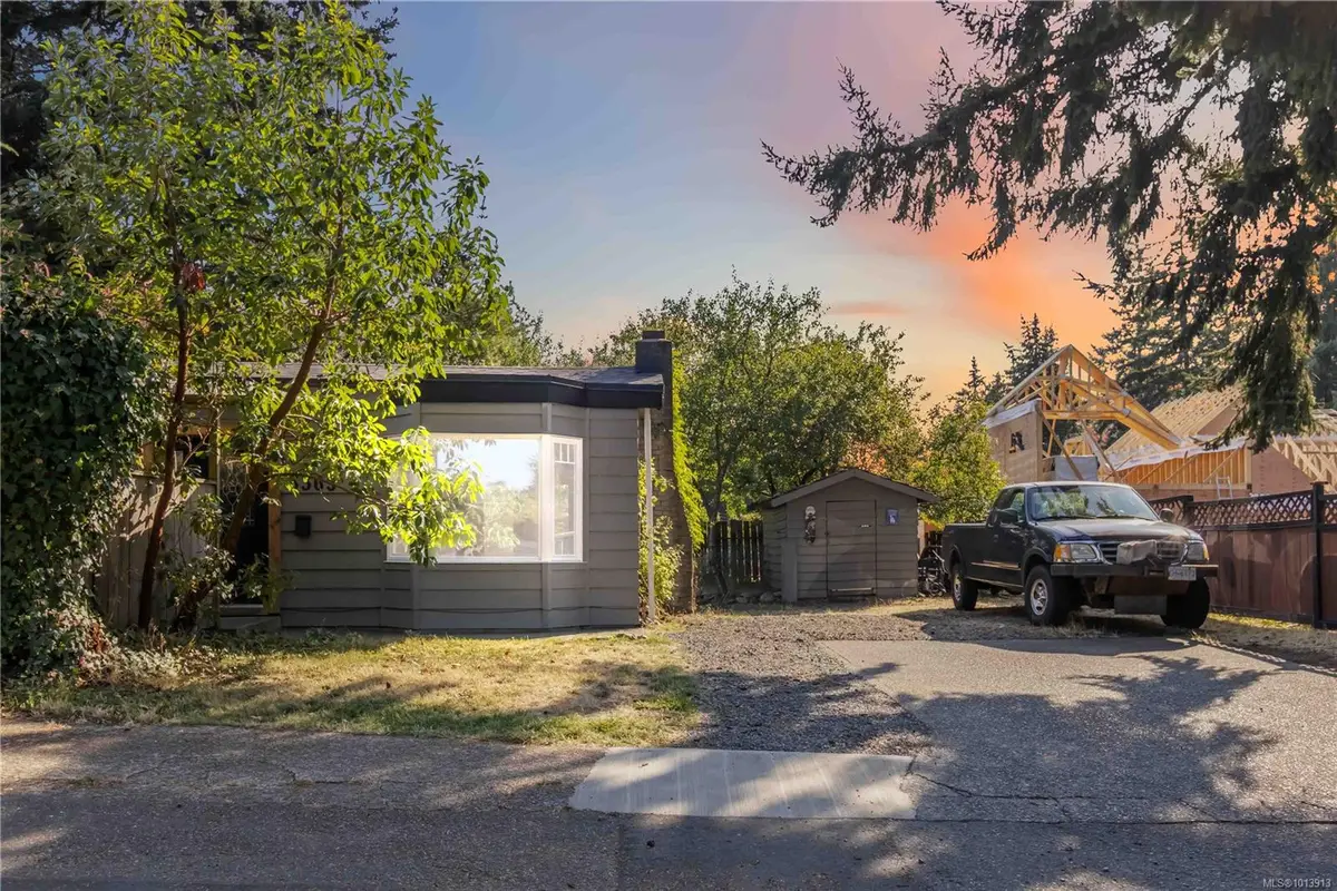 3365 Painter Rd #A, Colwood BC V9C 2J3