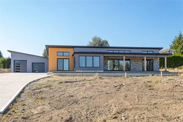 10928 Grandview Rd, Saltair BC V9G 1Z7 - 3 bed, 4.0 bath in Saltair