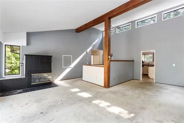 777 Cuaulta Cres, Colwood BC V9C 3H2 - 5 bed, 3 bath in Colwood