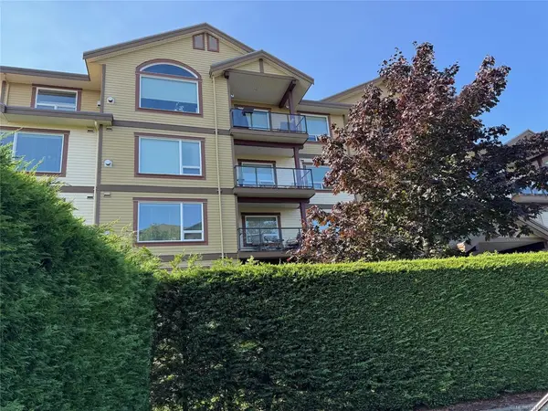 3666 Royal Vista Way # 636, Courtenay BC V9N 9X8 - 2 bed, 2 bath in Courtenay