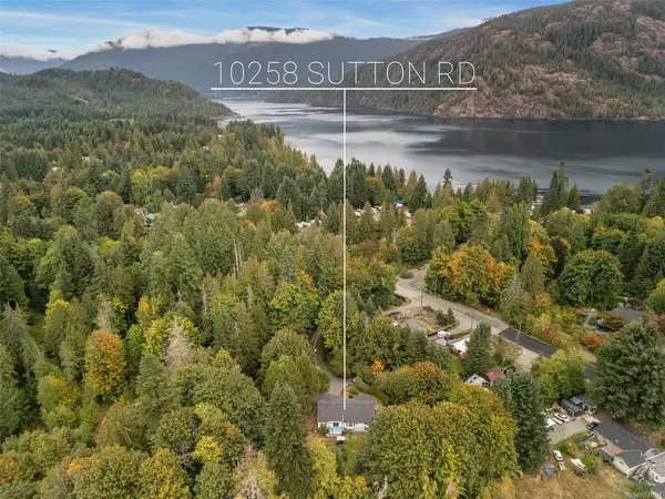 10258 Sutton Rd, Honeymoon Bay BC V0R 1Y0