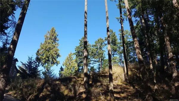 4622 Sailor Rd, Pender Island BC V0N 2M0