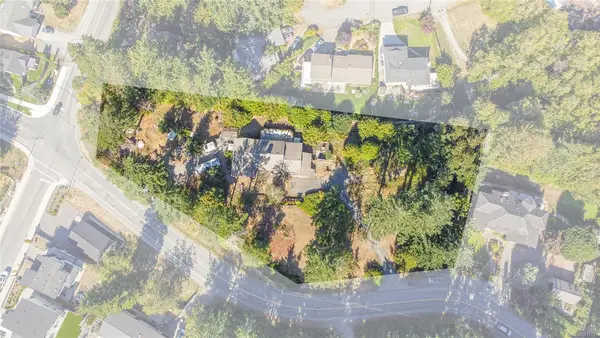 918 walfred Rd, Langford BC V9C 2P4 - 5 bed, 4 bath in Langford