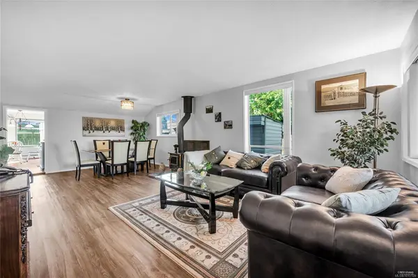 3740 South Oyster School Rd, Saltair BC V9G 2A2 - 3 bed, 2.0 bath in Saltair