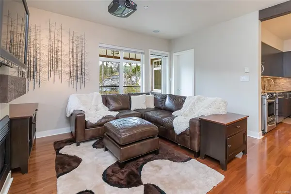 1395 Bear Mountain Pkwy # 302, Langford BC V9B 0E1 - 2 bed, 2 bath in Langford