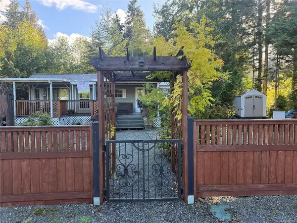 2650 Turnbull Rd, Qualicum Beach BC V9K 2R2 - 1 bed, 1 bath in Qualicum Beach