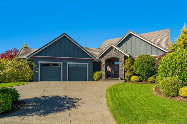 3172 Royal Vista Way, Courtenay BC V9N 9X3 - 3 bed, 3 bath in Courtenay